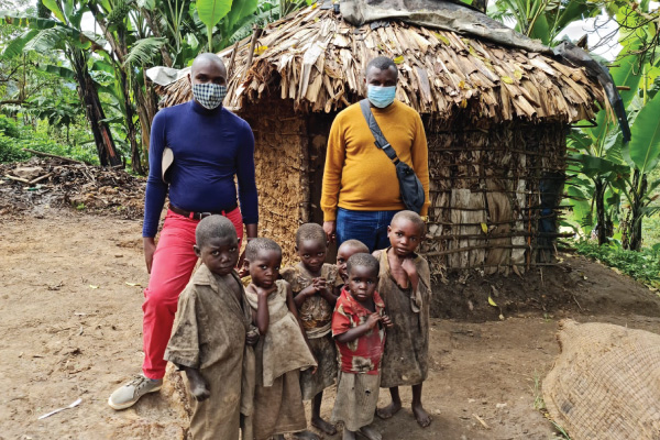 Reaching-out-Pygmies-in-Kisoro-District-Uganda-2-1